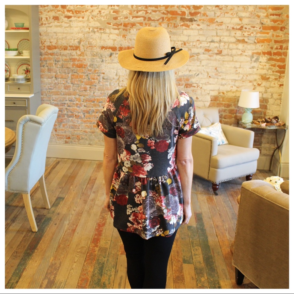 ✨RESTOCKED✨Charcoal floral print babydoll tunic - Picture 3 of 3